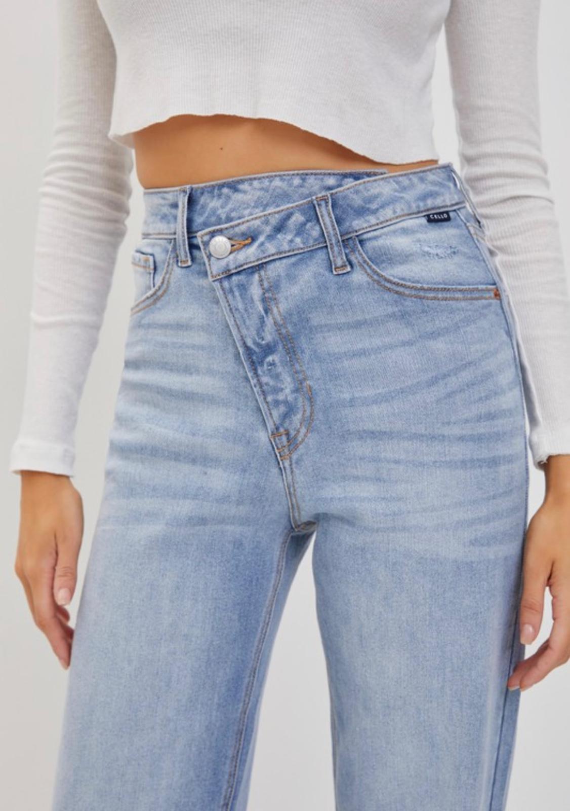 Jeans crossed
