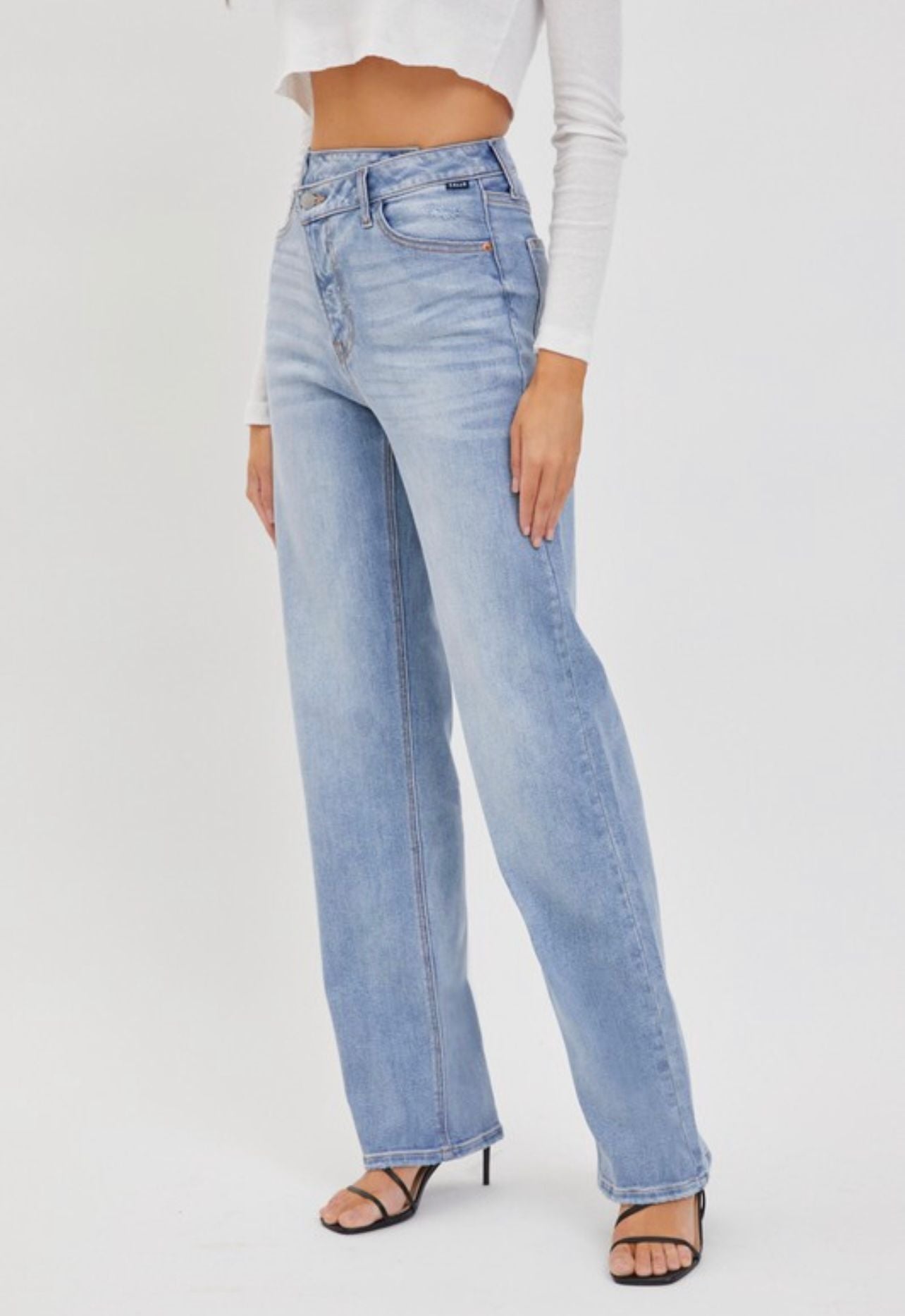 Jeans crossed